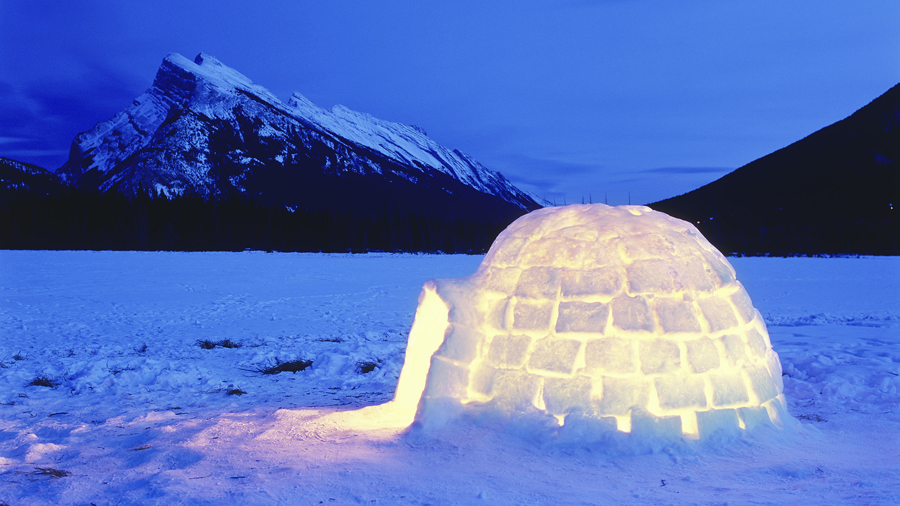 snowcamping_igloo.jpg